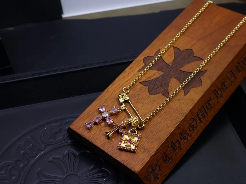 Chrxmx Hxxrts Necklaces Soft 296978