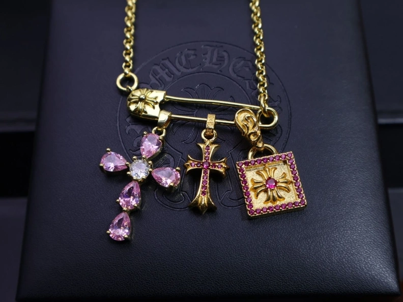 Chrxmx Hxxrts Necklaces Soft 296978