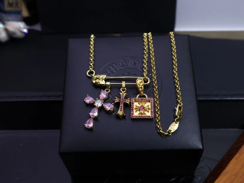 Chrxmx Hxxrts Necklaces Soft 296978