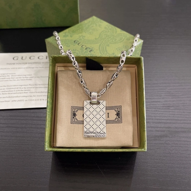 EyeCatching Gxccx Necklaces 302612