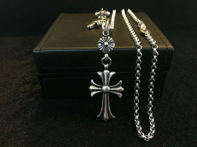 Chrxmx Hxxrts Necklaces Sleek 296963