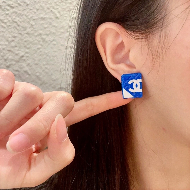 Fashionable Chxnxl Earrings 286030