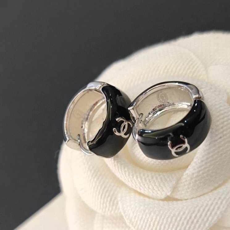 Stylish Chxnxl Earrings 286027