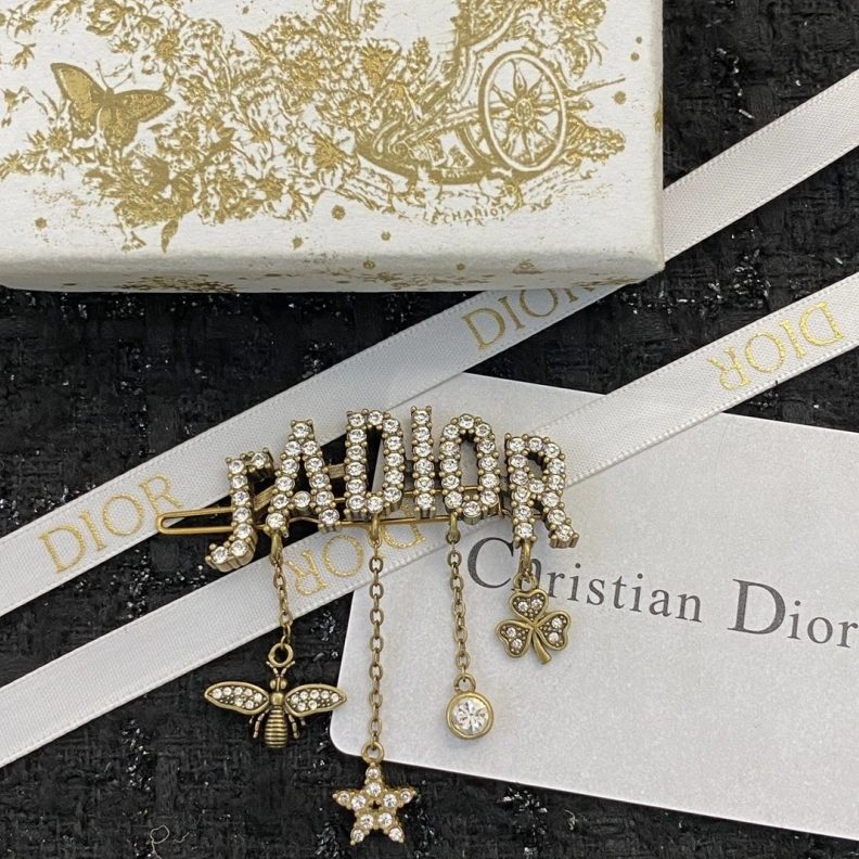 Christian Dxxr Brooches Affordable 294266