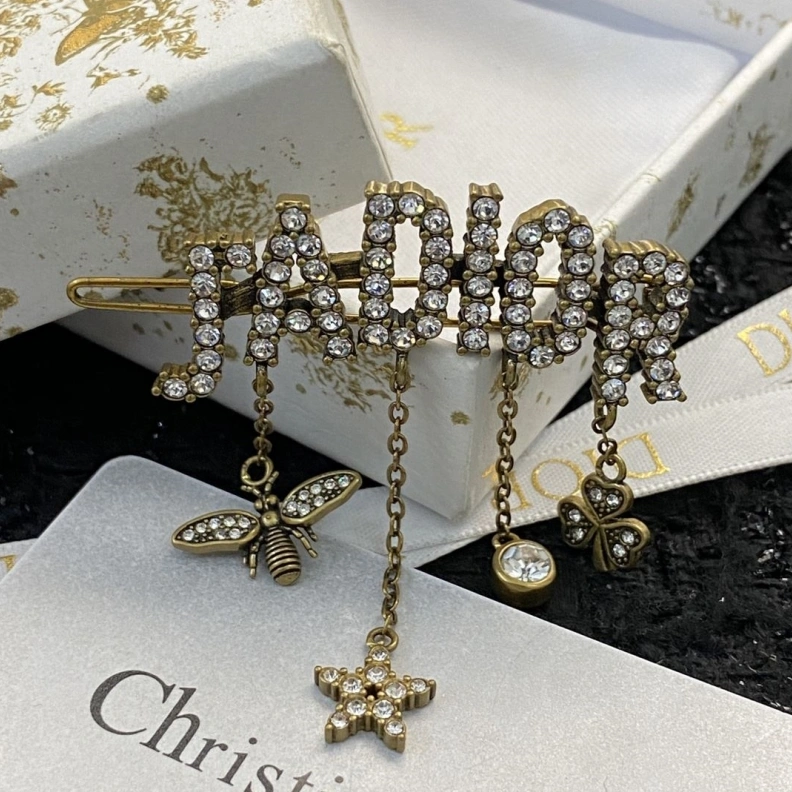 Christian Dxxr Brooches Affordable 294266