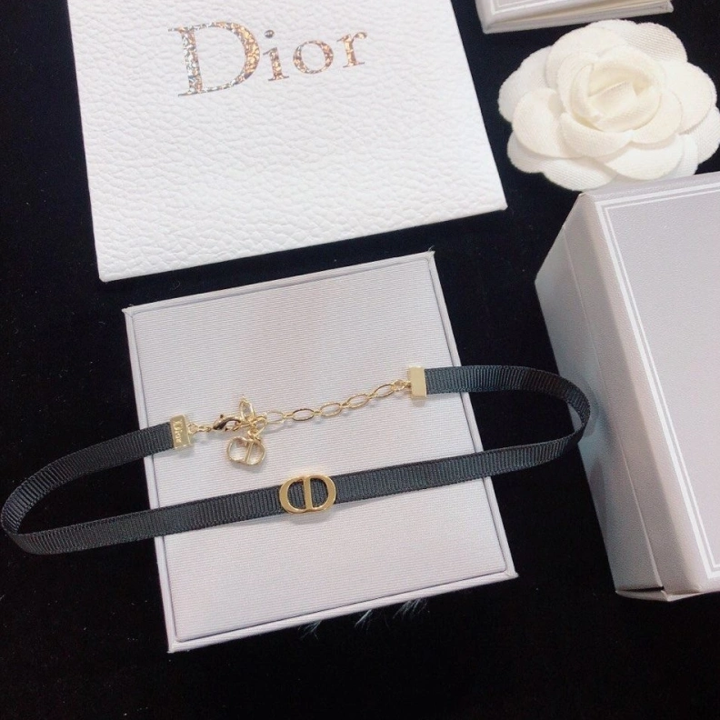 SmartChoice Christian Dxxr Necklaces 294102