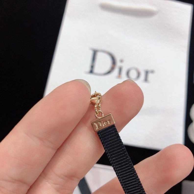 SmartChoice Christian Dxxr Necklaces 294102