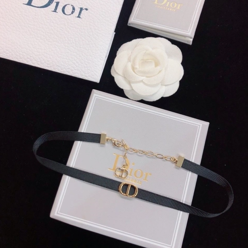 SmartChoice Christian Dxxr Necklaces 294102