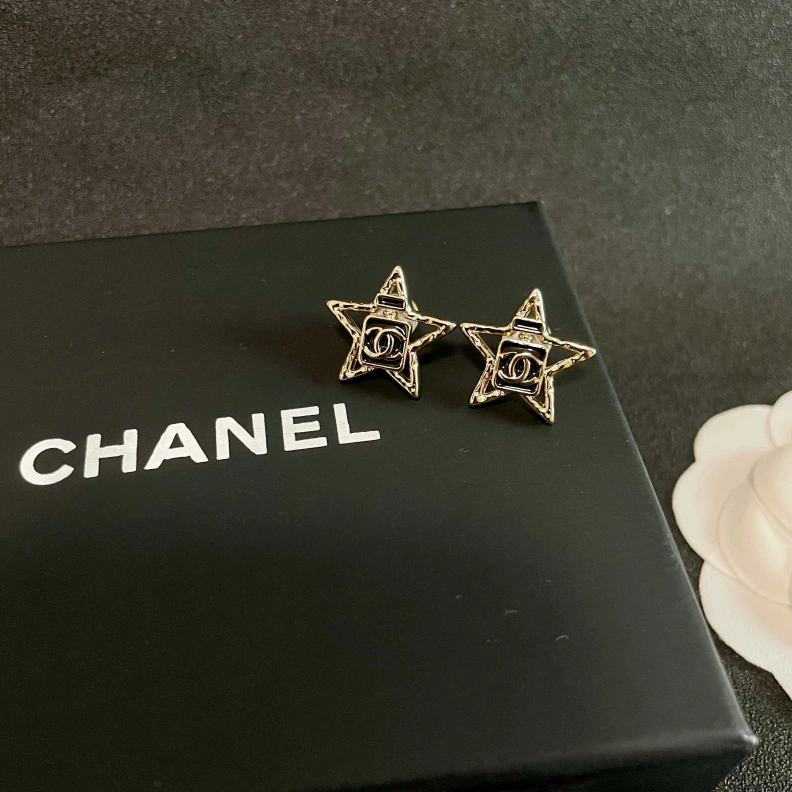 Cozy Chxnxl Earrings 286013