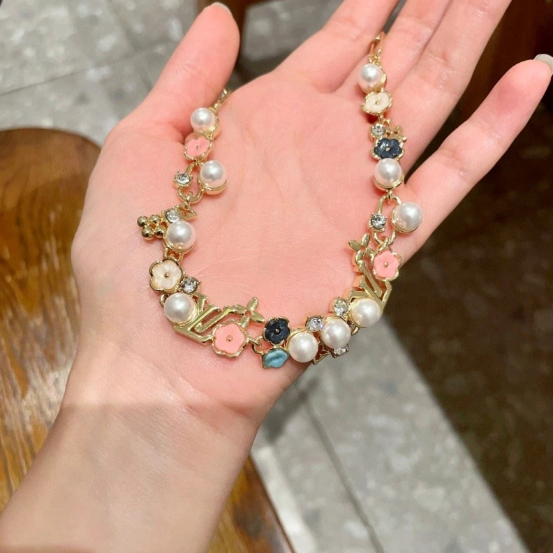 LX Necklaces Trendsetting 308898