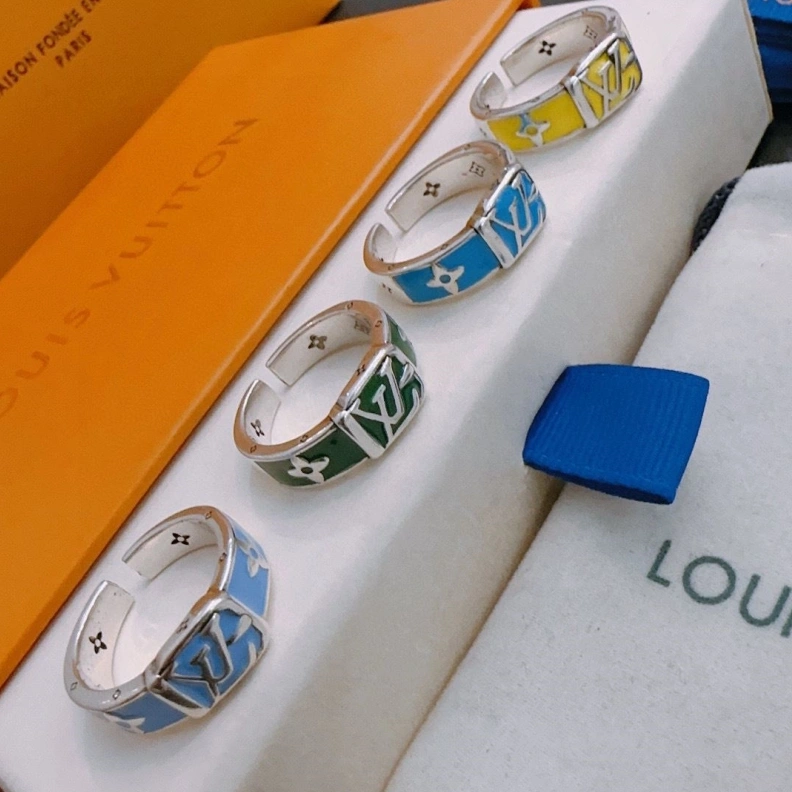Popular LX Necklaces 308894