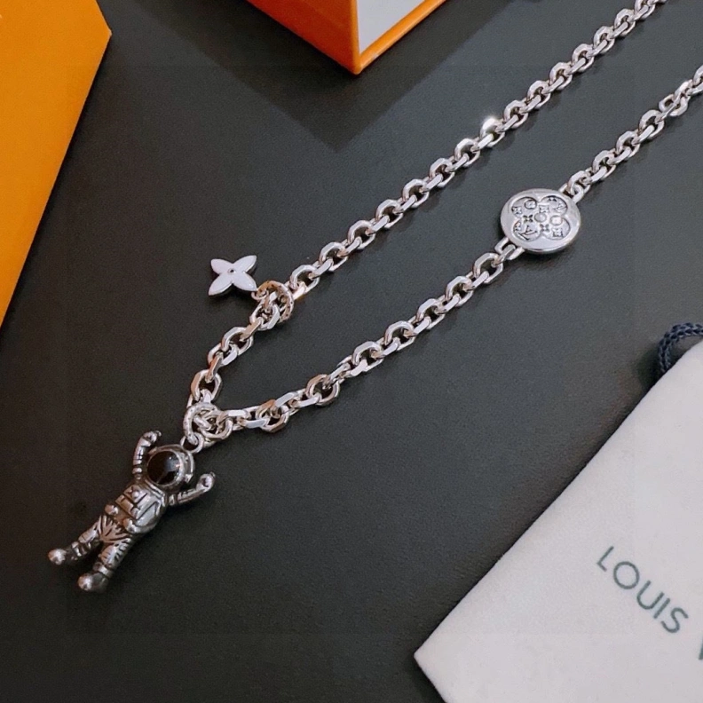 LX Necklaces Versatile 308877