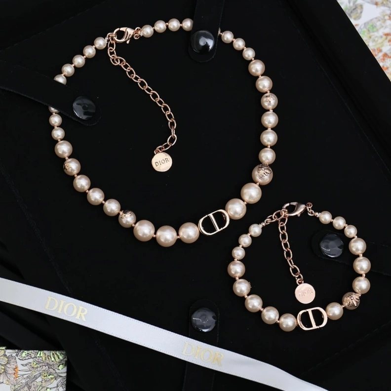 Christian Dxxr Necklaces Popular 294100