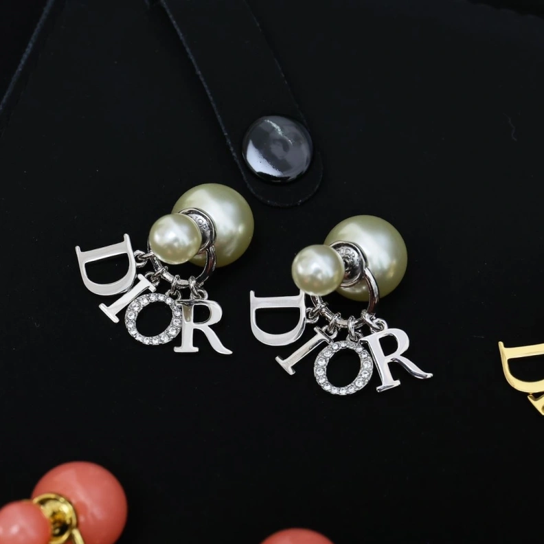 Christian Dxxr Earrings UrbanStyle 294211