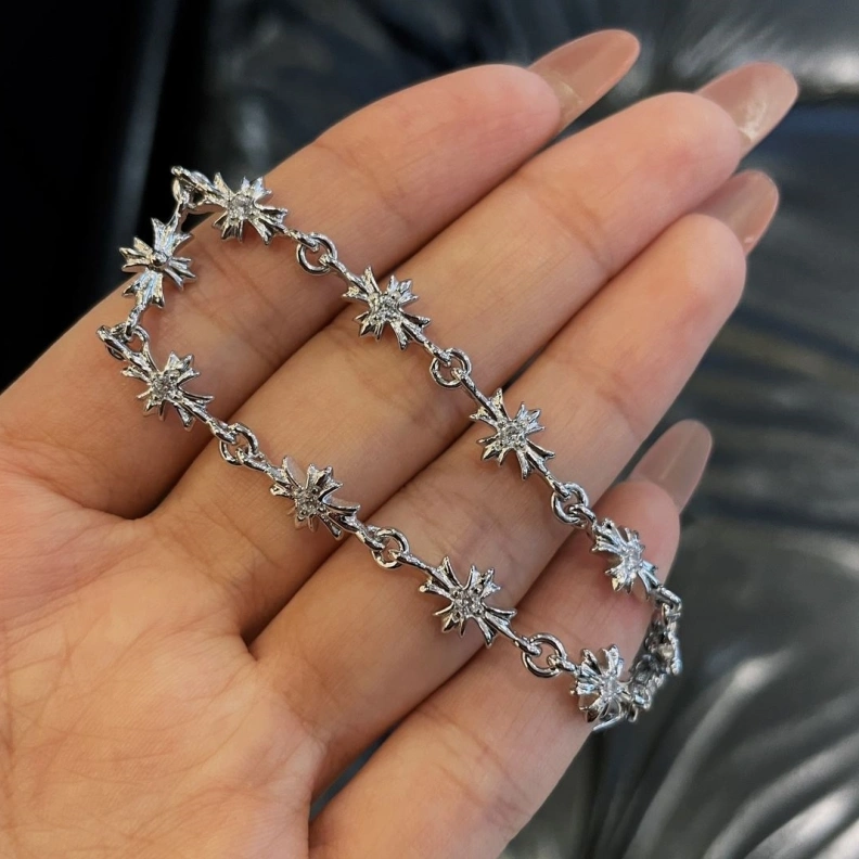 Stylish Chrxmx Hxxrts Bracelets 297353