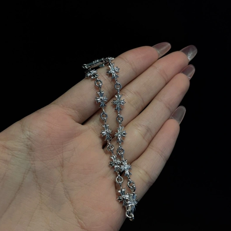 Stylish Chrxmx Hxxrts Bracelets 297353