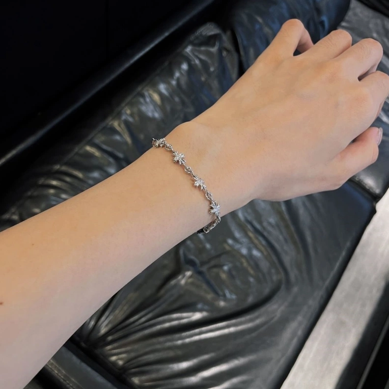 Stylish Chrxmx Hxxrts Bracelets 297353