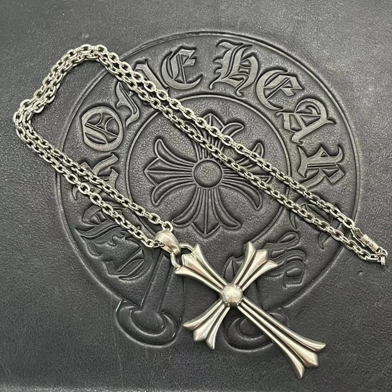 Chrxmx Hxxrts Necklaces Resilient 296951