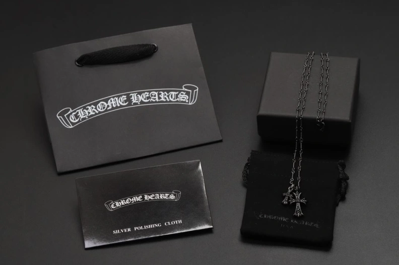 DailyWear Chrxmx Hxxrts Necklaces 296971