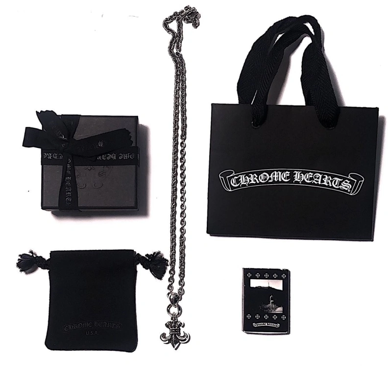 ModernLook Chrxmx Hxxrts Necklaces 296970