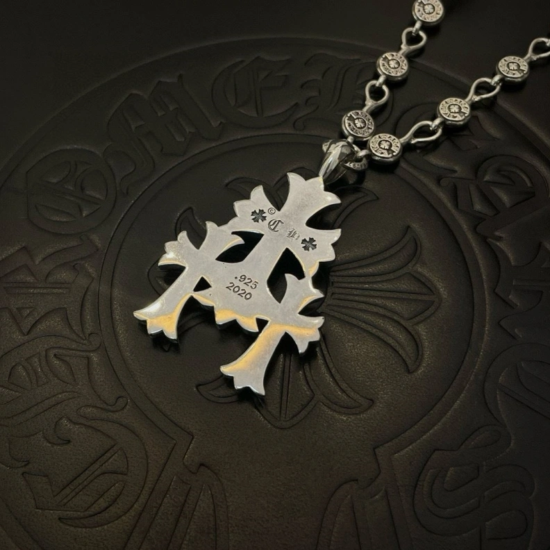GoodFit Chrxmx Hxxrts Necklaces 296952