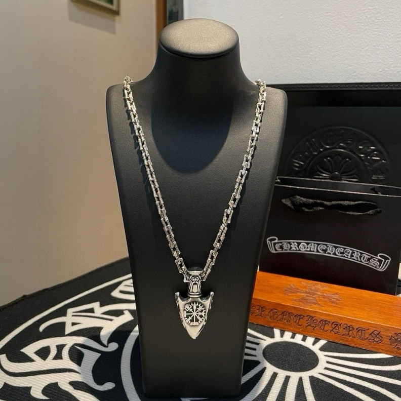Chrxmx Hxxrts Necklaces Functional 296945