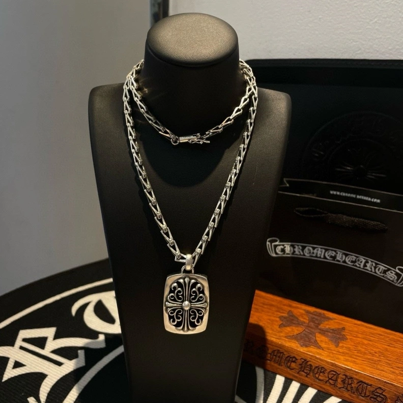 Practical Chrxmx Hxxrts Necklaces 296937