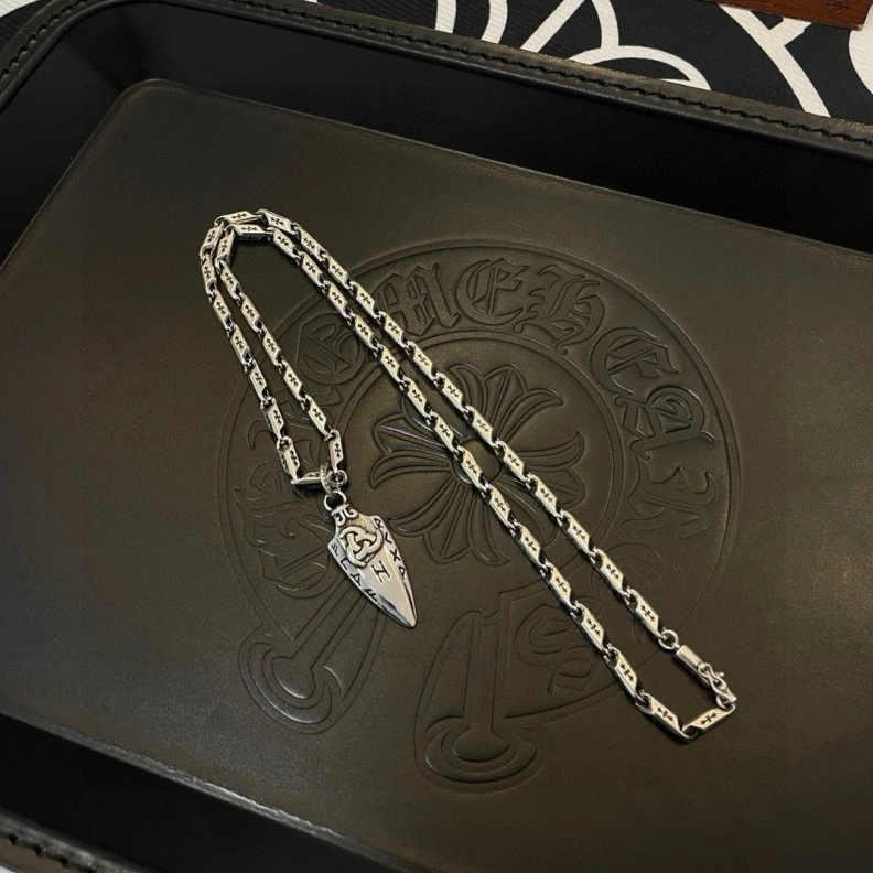 UrbanStyle Chrxmx Hxxrts Necklaces 296936