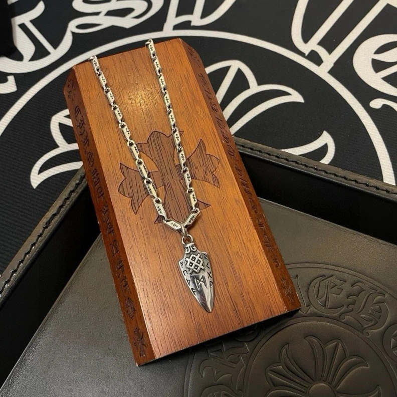 UrbanStyle Chrxmx Hxxrts Necklaces 296936
