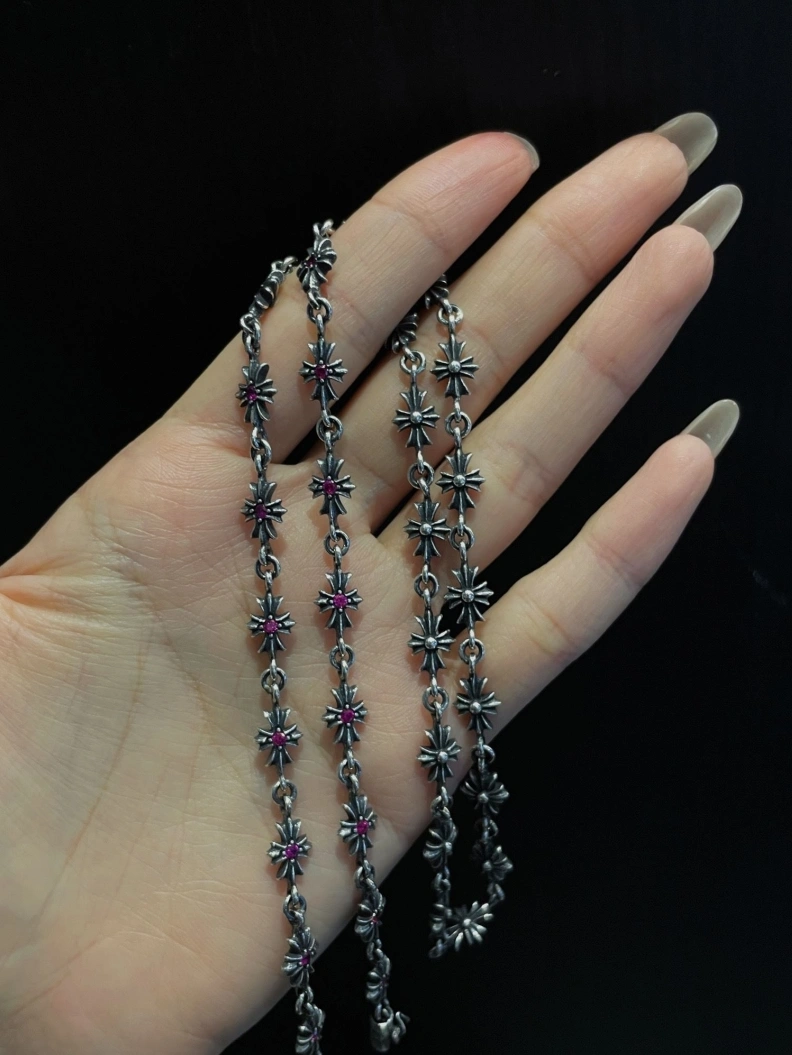 Affordable Chrxmx Hxxrts Necklaces 296935