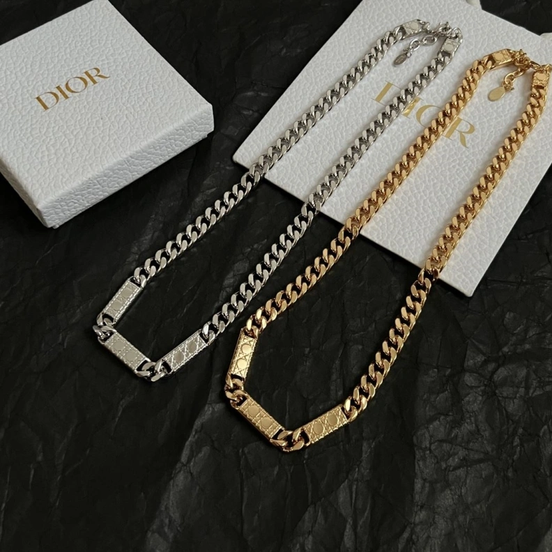 Christian Dxxr Necklaces Versatile 294105