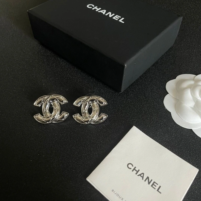 UrbanStyle Chxnxl Earrings 286001