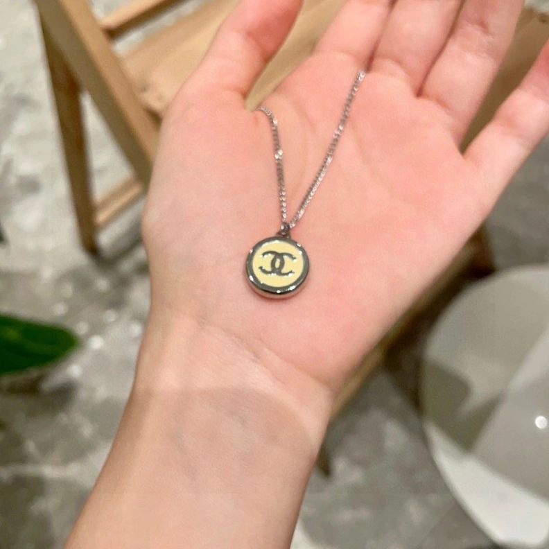 Chxnxl Necklaces Compact 285432