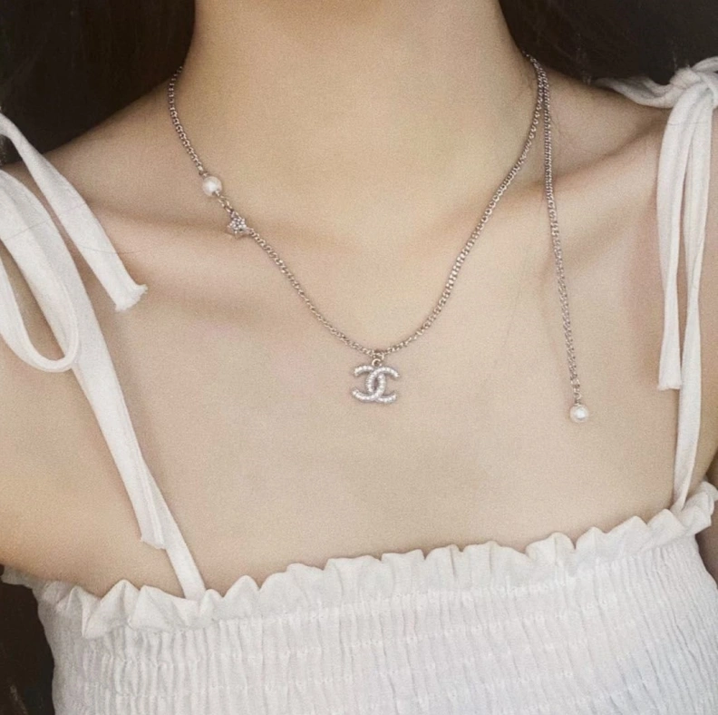 Affordable Chxnxl Necklaces 285423