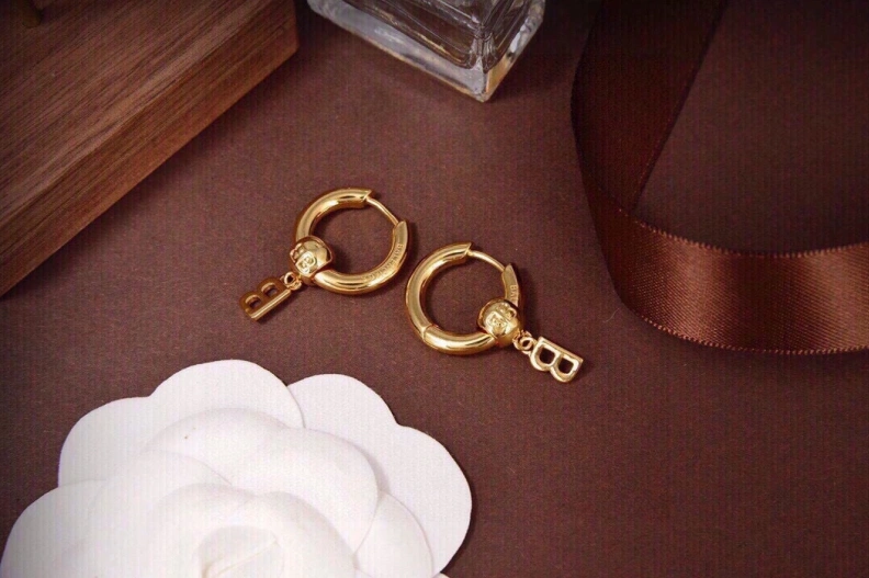 EasyMatch Bxlxnciaga Earrings 282239