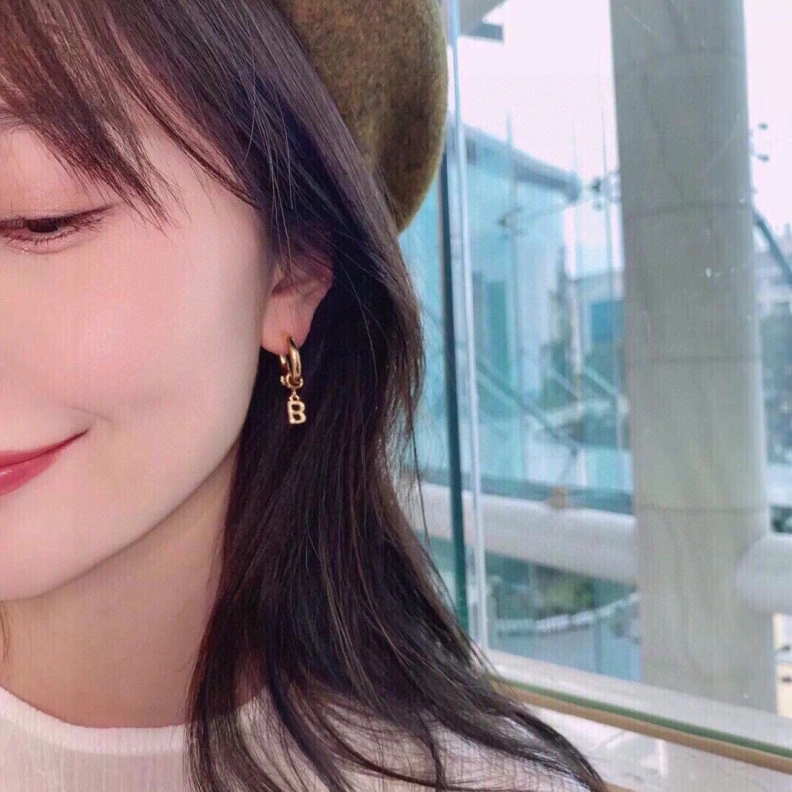 EasyMatch Bxlxnciaga Earrings 282239