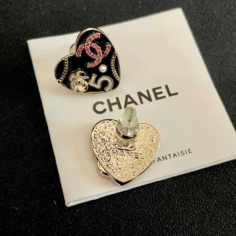 Elegant Chxnxl Earrings 285974