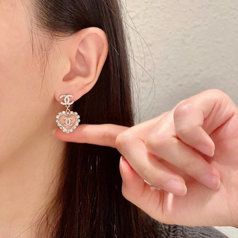 Lightweight Chxnxl Earrings 285973