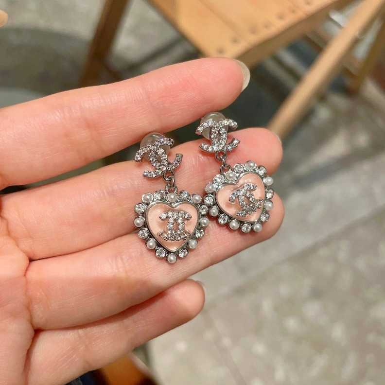 Lightweight Chxnxl Earrings 285973