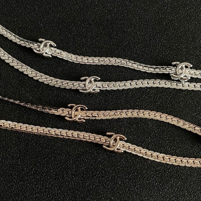 Cozy Chxnxl Necklaces 285416
