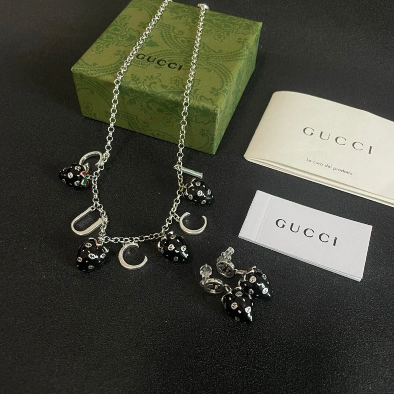 Sleek Gxccx Necklaces 302594