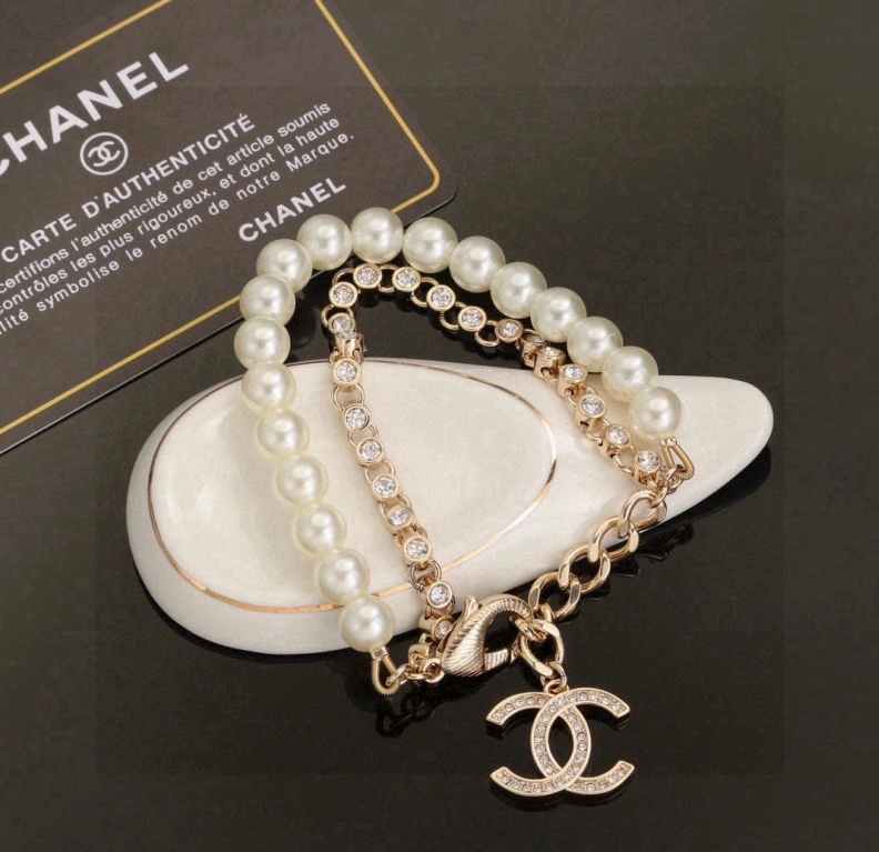 EyeCatching Chxnxl Bracelets 286480