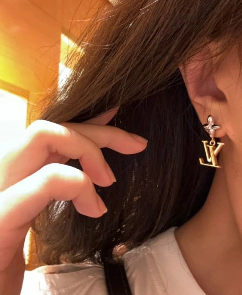 LX Earrings Practical 309008