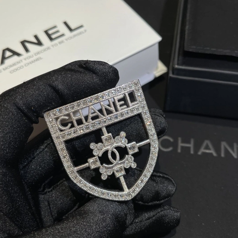 Durable Chxnxl Brooches 286378