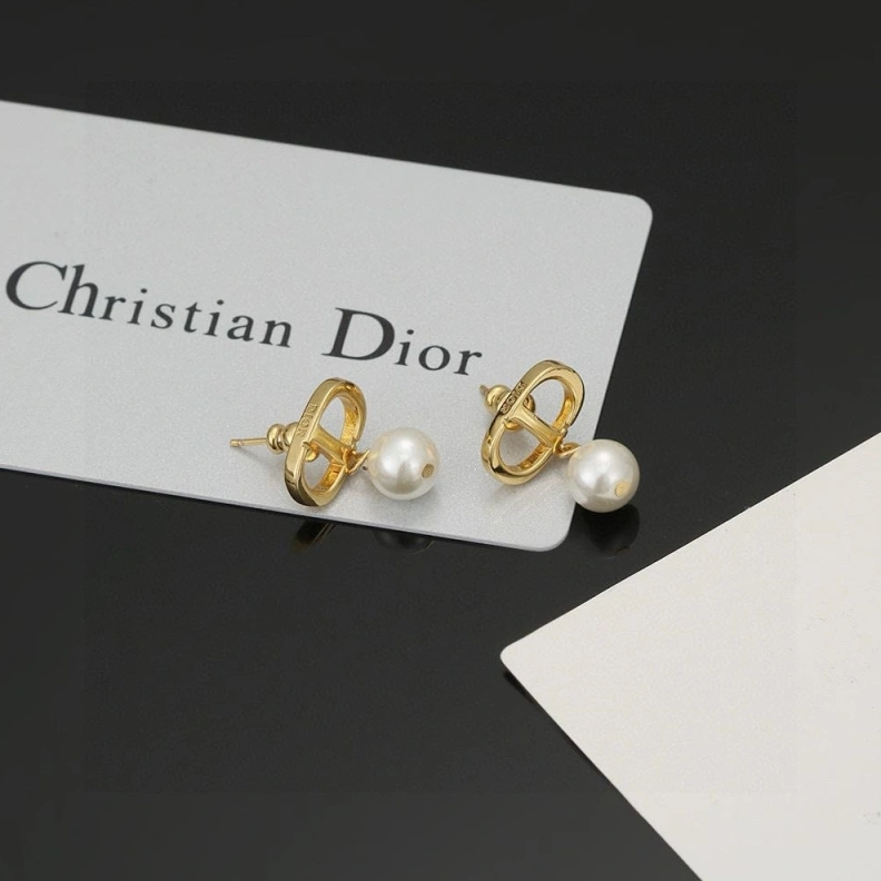 EyeCatching Christian Dxxr Earrings 294205