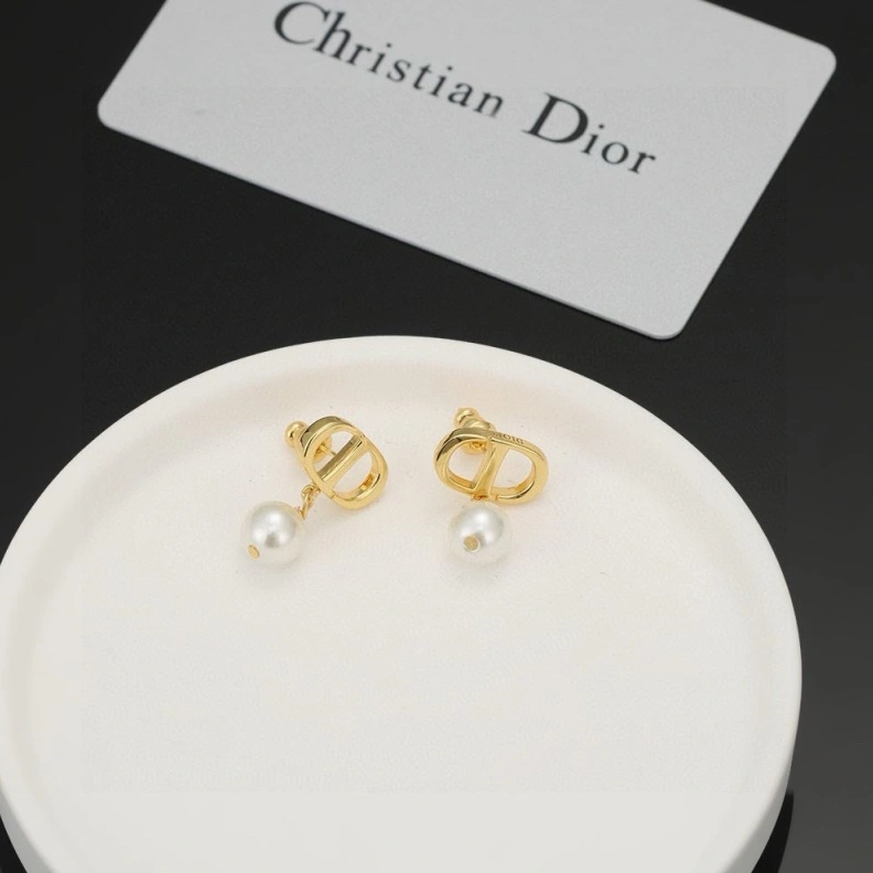 EyeCatching Christian Dxxr Earrings 294205