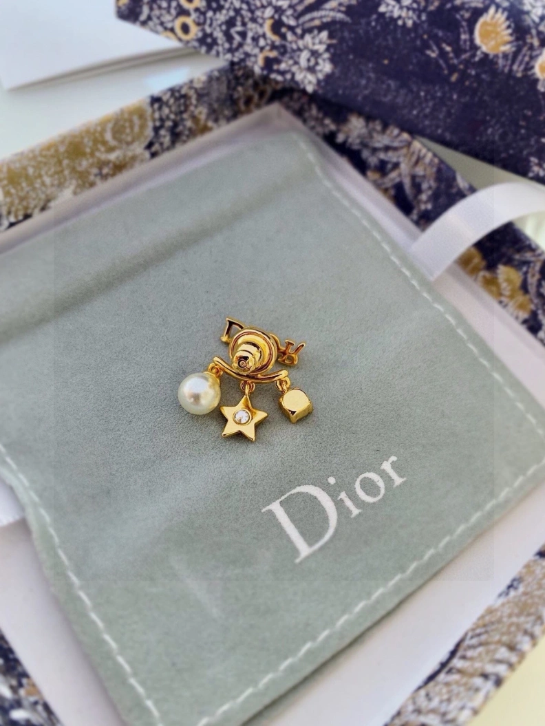 Christian Dxxr Earrings Durable 294209