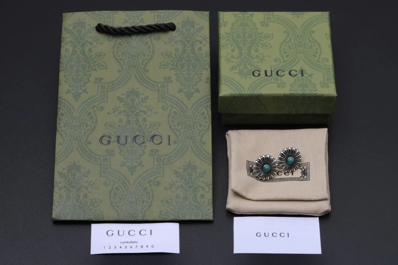 Elegant Gxccx Earrings 302767