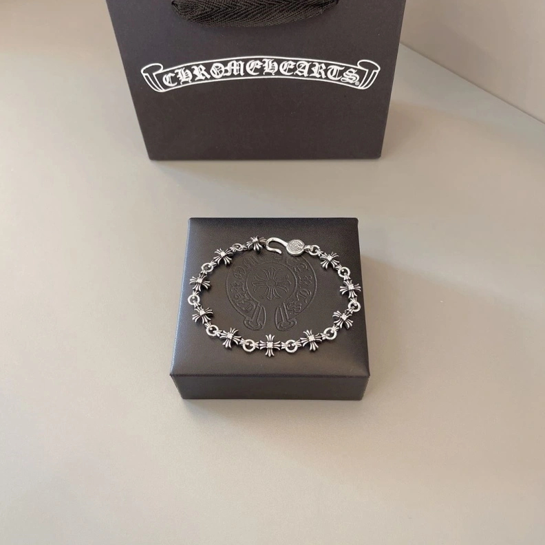 Bright Chrxmx Hxxrts Bracelets 297351