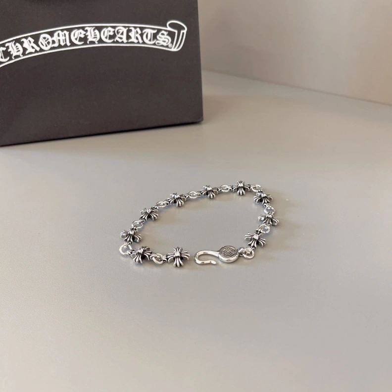Bright Chrxmx Hxxrts Bracelets 297351